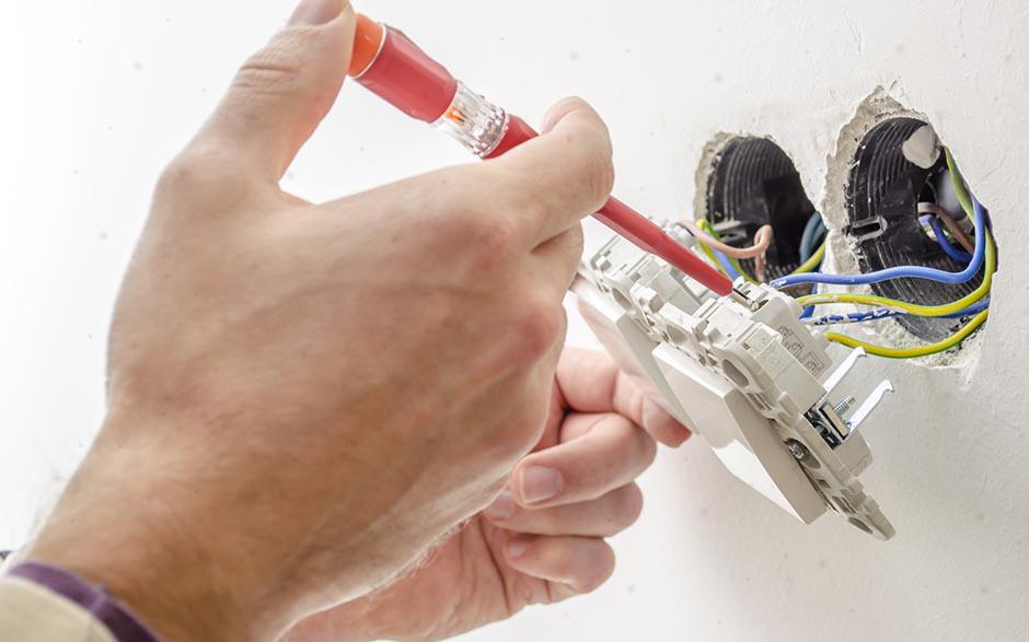  électricien Émerainville